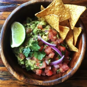 Guacamole: Lezzetli Bir Meksika Klasik Tarifi ve Tarihi