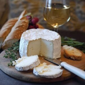 Chabichou du Poitou: Nouvelle-Aquitaine’nin Geleneksel Keçi Peyniri